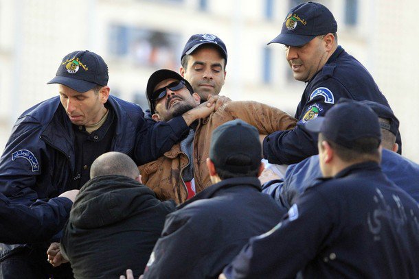 Archive : Arrestation de Yacine Zaid lors d'une manifestation